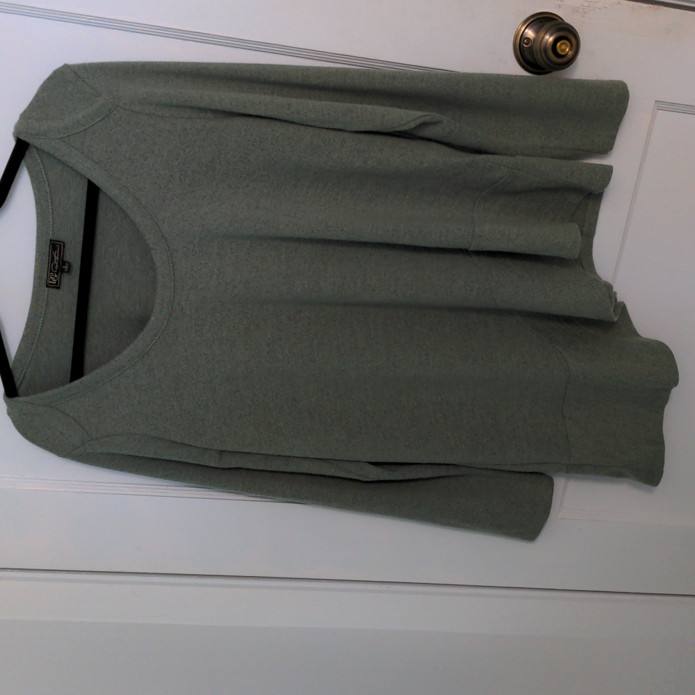 DG2 Diane Gilman Sz L Green Polyester Spandex High Low Top